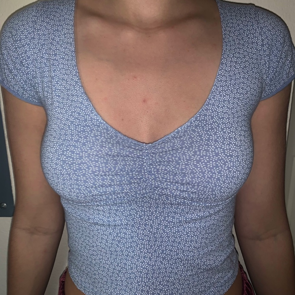 Brandy Melville blue top